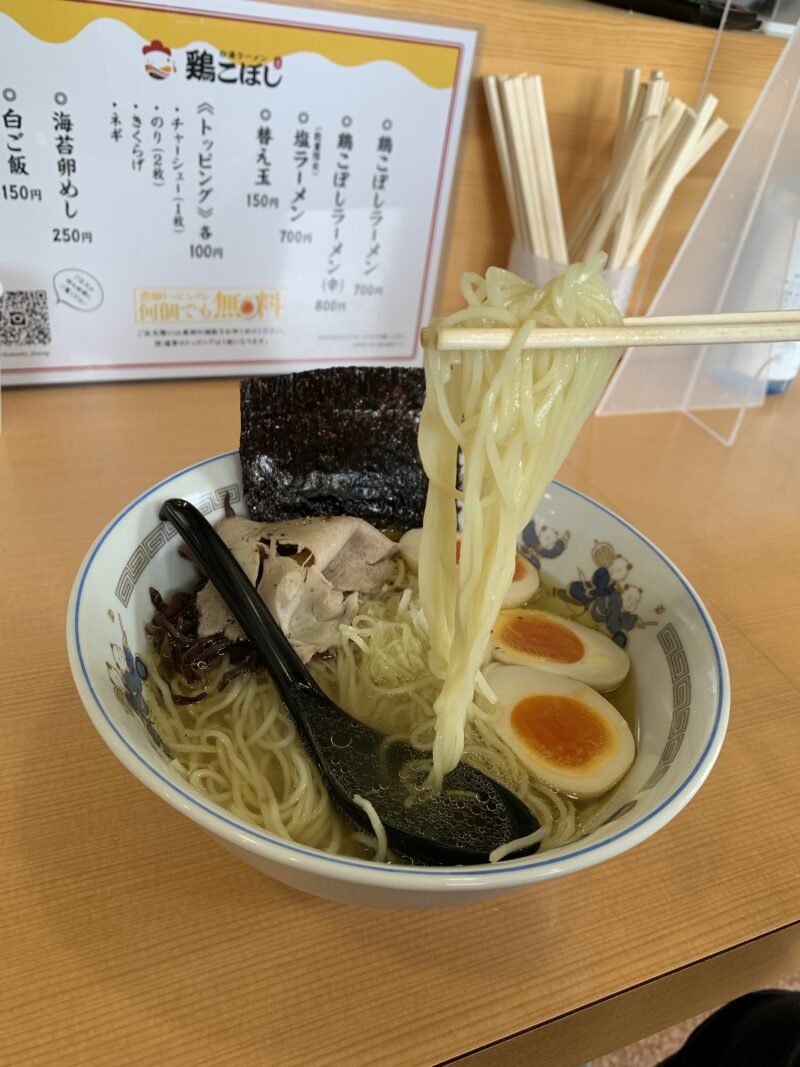 鶏こぼし∸塩ラーメン