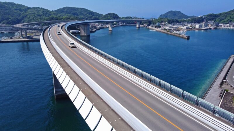 牛深のハイヤ大橋